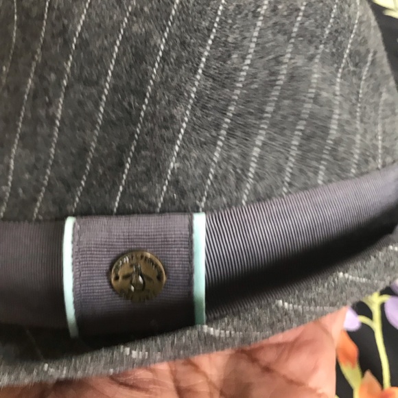 Penguin hat - Picture 4 of 7